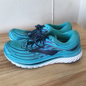 Brooks Glycerin15 women’s running shoes. Sz 10.5